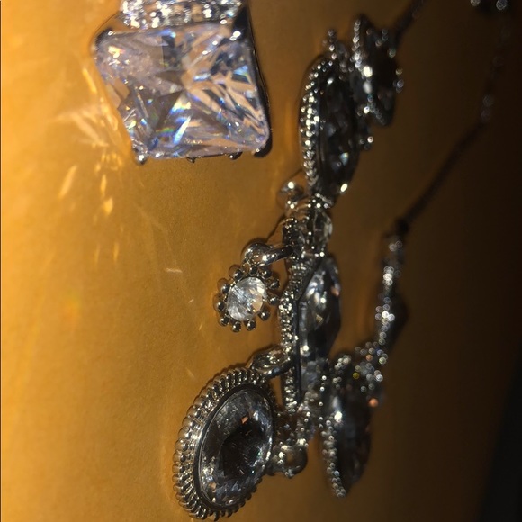 Statement necklace with matching S7 ring - Picture 3 of 4